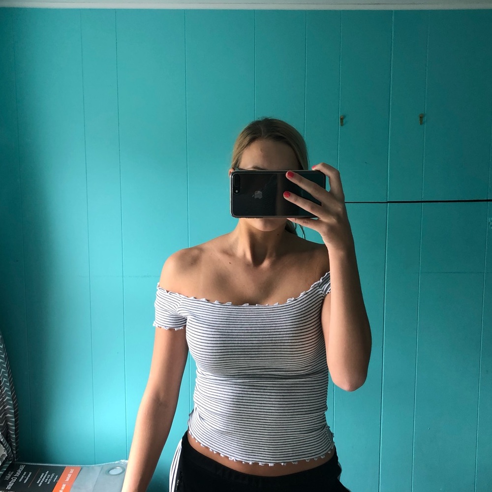 Off the shoulder striped crop top